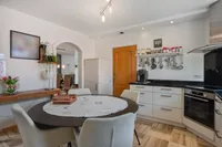 Burg. Houbenstraat 34, Papenhoven