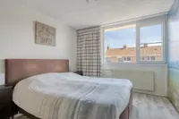 Van Veldekelaan 27, Roosendaal