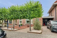 Voorerf 16, Tholen