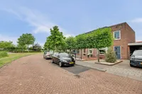 Voorerf 16, Tholen