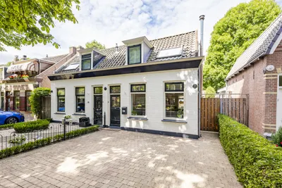 Stationsweg 118, 3363GB, Sliedrecht, Zuid-Holland
