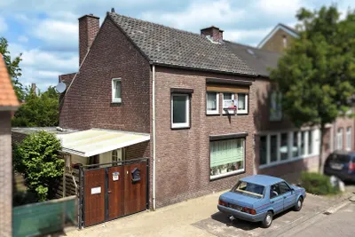 Amstenraderweg 93, 6431EK, Hoensbroek, Limburg