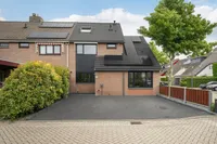 Hoogaars 50, Schiedam