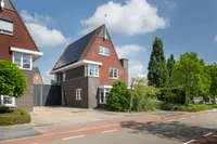 Windsingel 44, Tholen