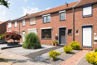 Beatrixstraat 15, 6155KV, Puth, Limburg