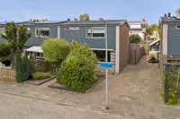 Goudenregenstraat 13, Hoogeveen