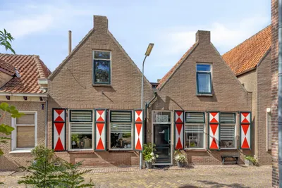Oudestraat 10, 4695CW, Sint-maartensdijk, Zeeland