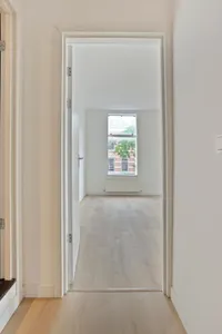 Claes de Vrieselaan, Rotterdam