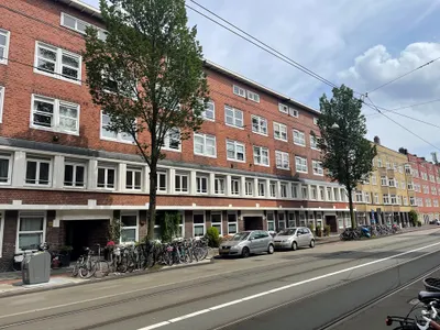 Bovenwoning Admiraal de Ruijterweg, Amsterdam