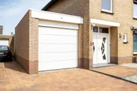 Spitsstraat 8, Maasbracht