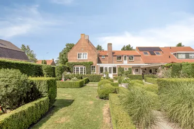 Dorpsstraat 13, 4528EK, Sint Kruis, Zeeland