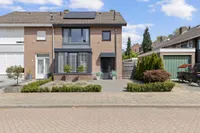 Van Hushovenstraat 3, Venlo