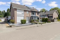 Van Hushovenstraat 3, Venlo