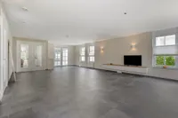 De Loonwerker 5, Leende