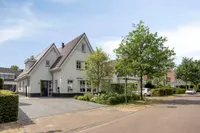 De Loonwerker 5, Leende