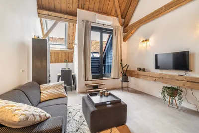 Nijverheidstraat , 3214CL, Zuidland, Zuid-Holland