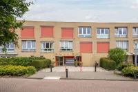 Regelhaalder 94, Warmenhuizen