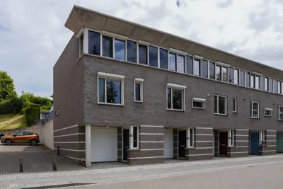 Bloemendalstraat 53, 6291CL, Vaals, Limburg