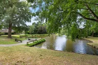 Kalslagerring 323, Nieuw-Vennep
