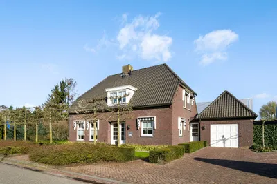 Middelste Groes , 5384VV, Heesch, Noord-Brabant
