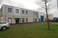 Stikker 24, Asten