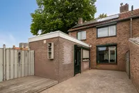 Dijkstraat 16, Sas van Gent