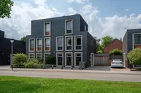 Dek 4, Groningen