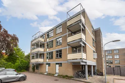 Narcisplantsoen 27, 2015AJ, Haarlem, Noord-Holland