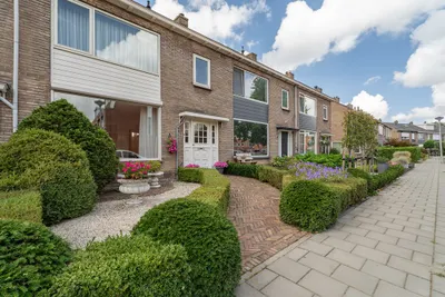 Prins Bernhardlaan 4, 3201CR, Spijkenisse, Zuid-Holland