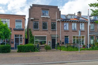 Burgemeester de Bruïnelaan 123, 3331AD, Zwijndrecht, Zuid-Holland