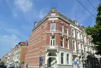 Koningin Emmakade, Den Haag