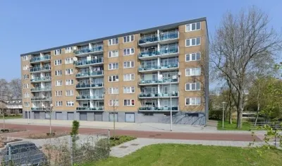Plutostraat , 2402XD, Alphen aan den Rijn, Zuid-Holland