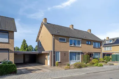 Esstraat 24, 6101JP, Echt, Limburg
