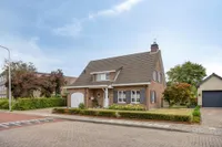 Irisstraat 26, Hoek