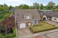 Irisstraat 26, Hoek