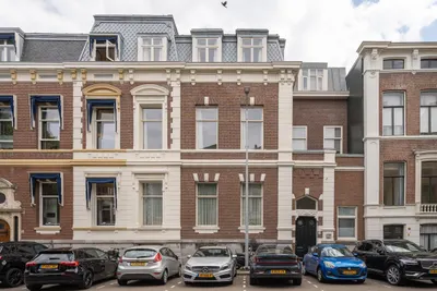 Appartement Burgemeester van Karnebeeklaan, Den Haag