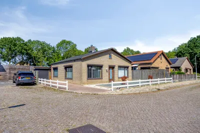 Hummelstraat 1, 4551TC, Sas Van Gent, Zeeland