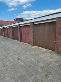 Van Lenneplaan 15, Roosendaal