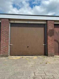 Van Lenneplaan 15, Roosendaal