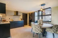 Koolhovenlaan 11, Den Haag