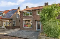 Burgemeester Vermetstraat 6, Lewedorp