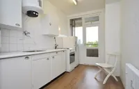 Dignaland, Den Haag
