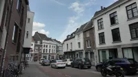 Kommel, Maastricht