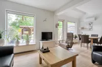 Kamille 28, Raalte