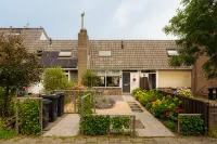 Broekemastraat 21, Nieuw-Vennep