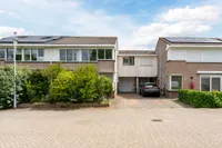 Roosje Vosplantsoen 12, Hoofddorp