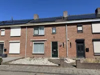 Wielstraat 24, Beneden-Leeuwen