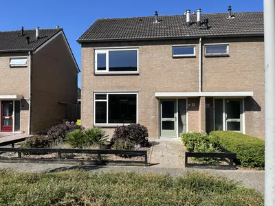 Hyacinthstraat 8, 6658XR, Beneden-Leeuwen, Gelderland