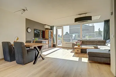 Hoge Weije 108, 3191SK, Hoogvliet Rotterdam, Zuid-Holland