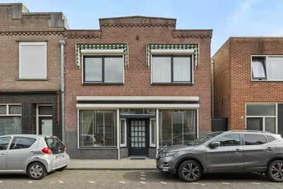 Beelsstraat 38, 5701KV, Helmond, Noord-Brabant